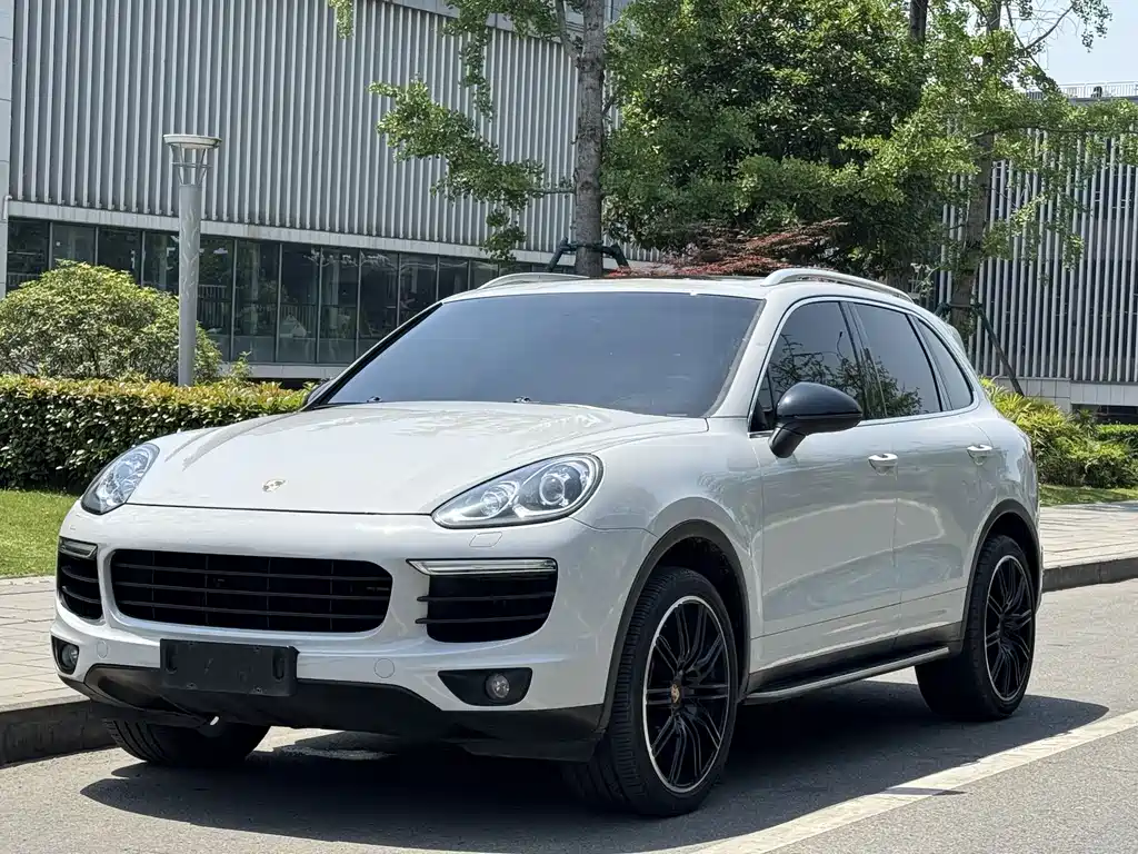 Porsche Cayenne 2016