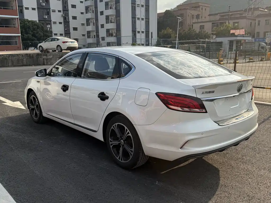 MG 6
