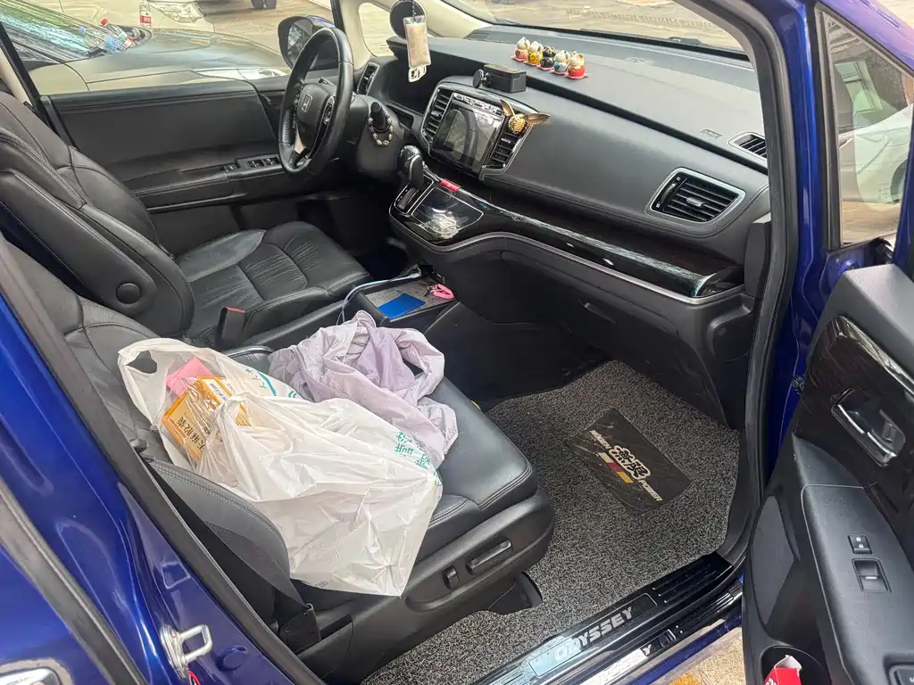 Honda Odyssey — миниатюра 8