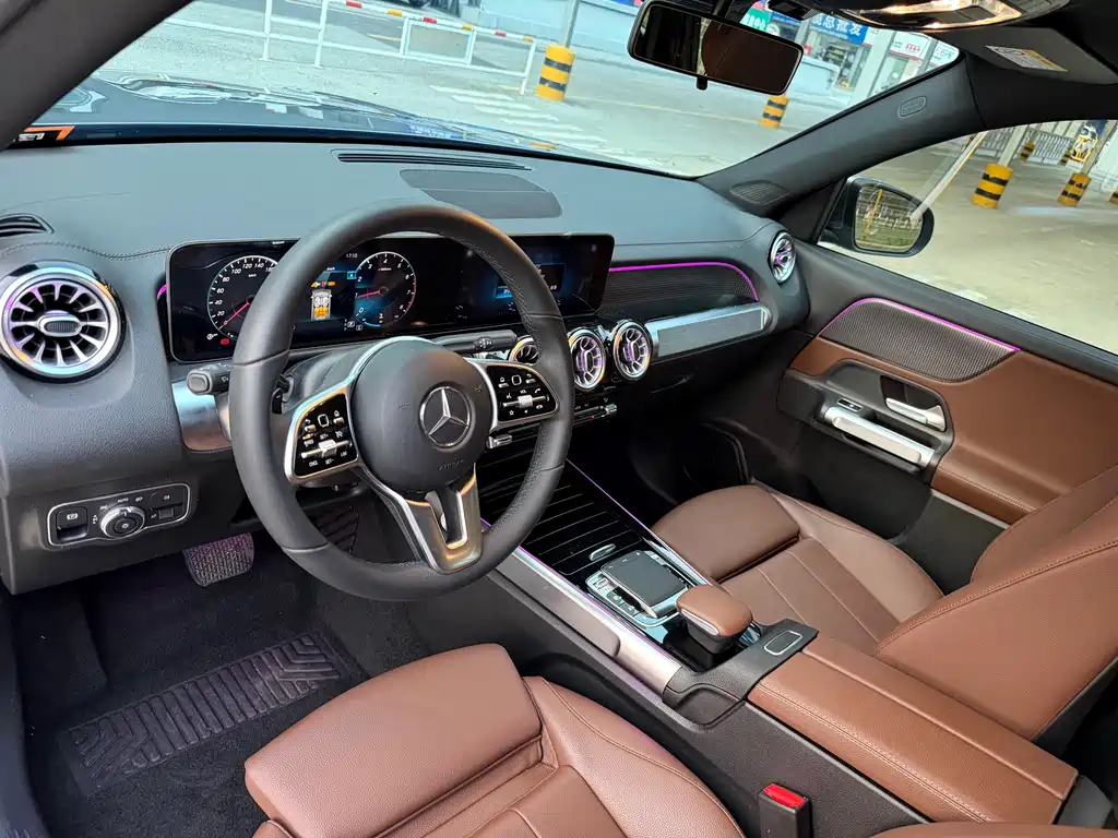 Mercedes-Benz GLB — миниатюра 4