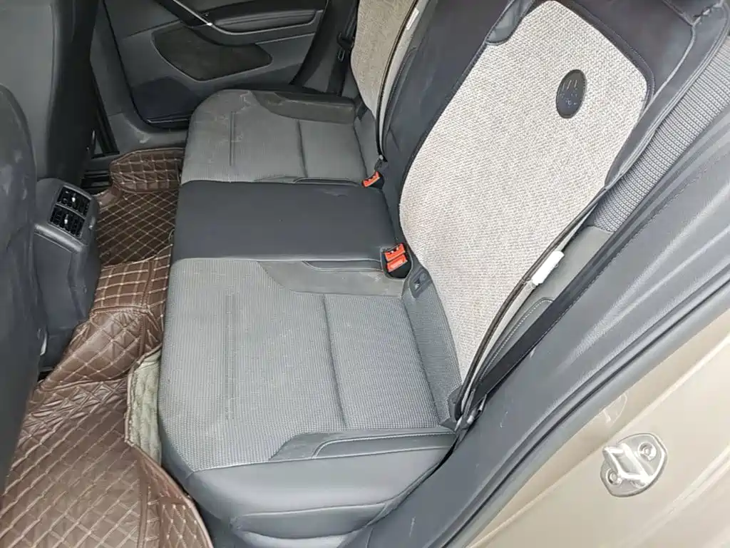 Volkswagen Golf — миниатюра 17