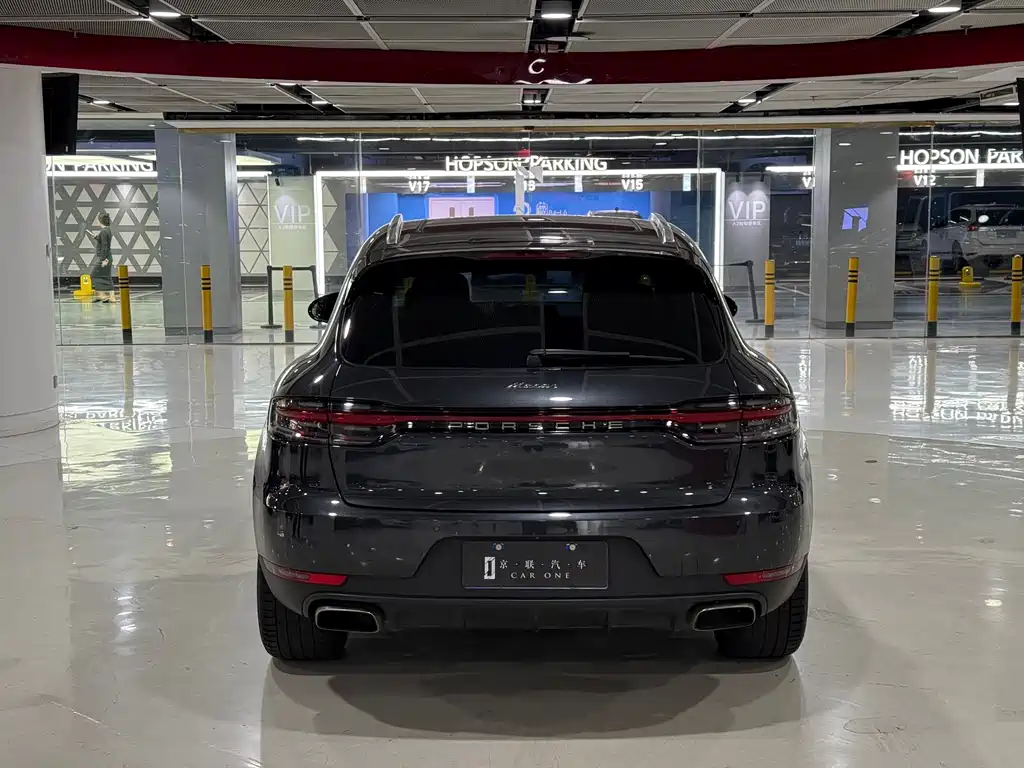 Porsche Macan — миниатюра 8