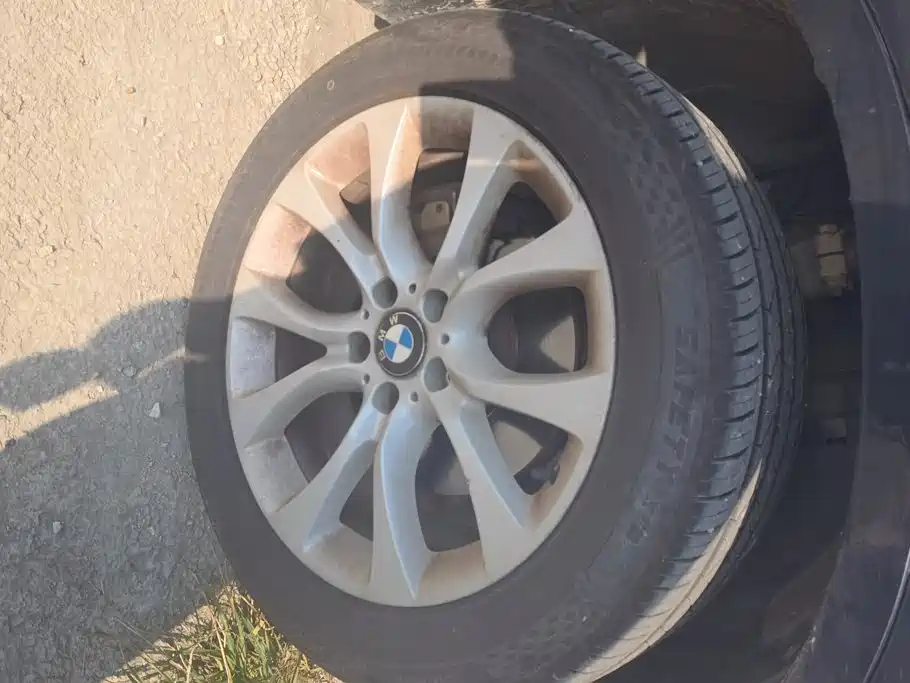 BMW X5 (Import) — миниатюра 6