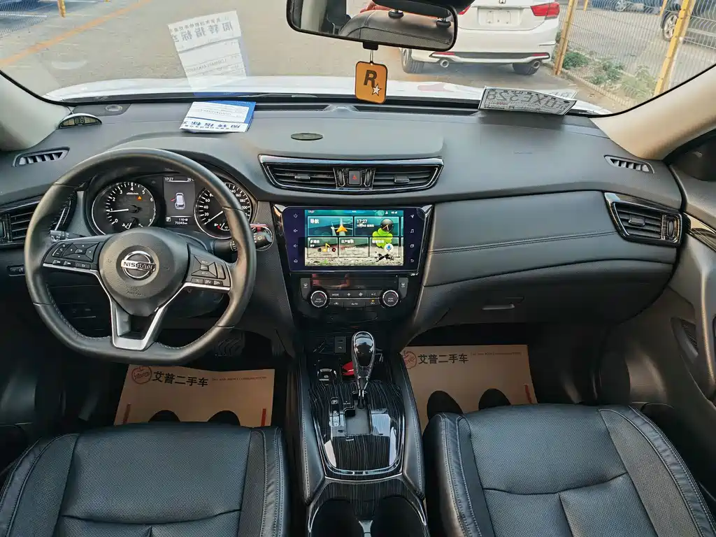 Nissan X-Trail — миниатюра 12