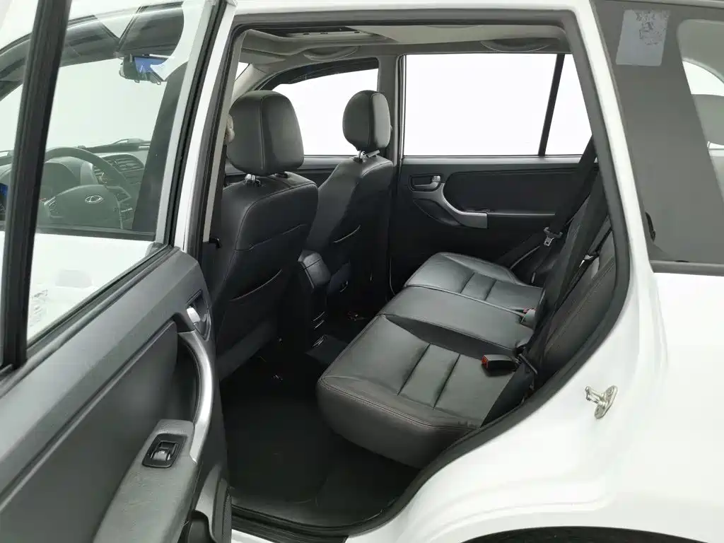 Chery Tiggo 3 — миниатюра 15