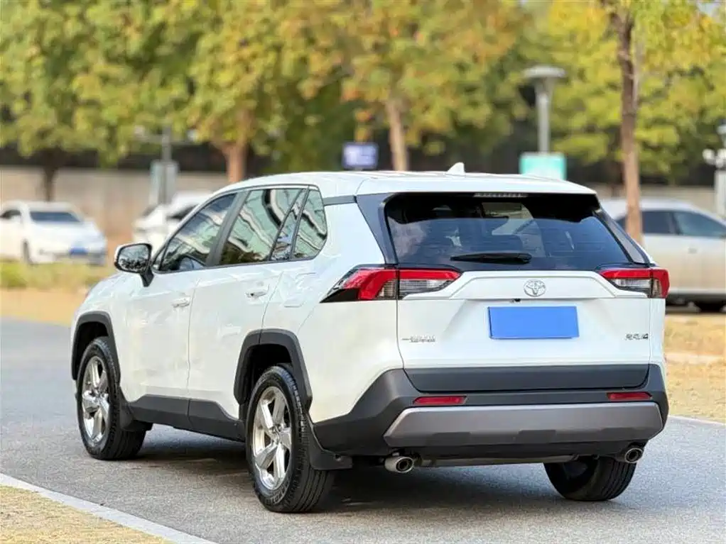 TOYOTA RAV4 RONGFANG