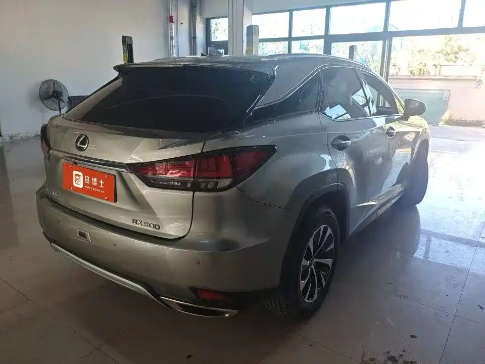 Lexus RX — миниатюра 2