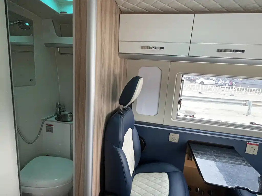 Maxus V90 RV — миниатюра 43