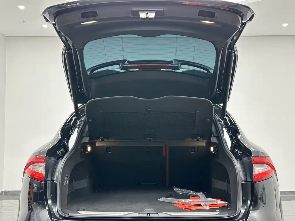 Maserati Levante — миниатюра 22