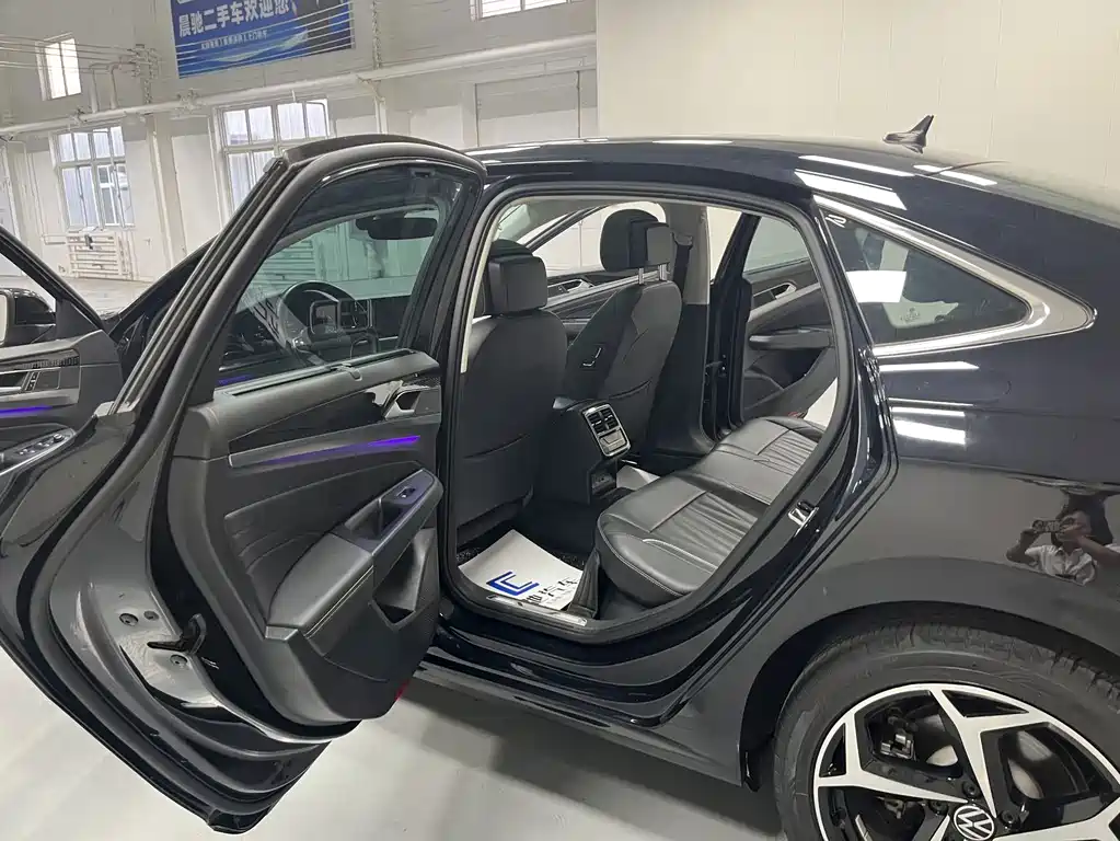 Volkswagen Passat — миниатюра 12