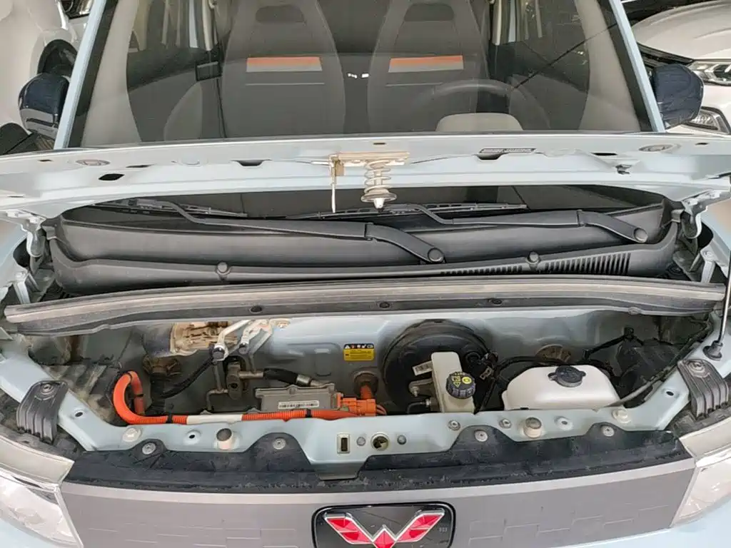Wuling MINIEV — миниатюра 20