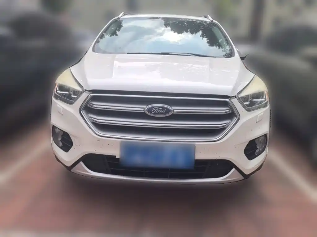 Ford Kuga — миниатюра 23