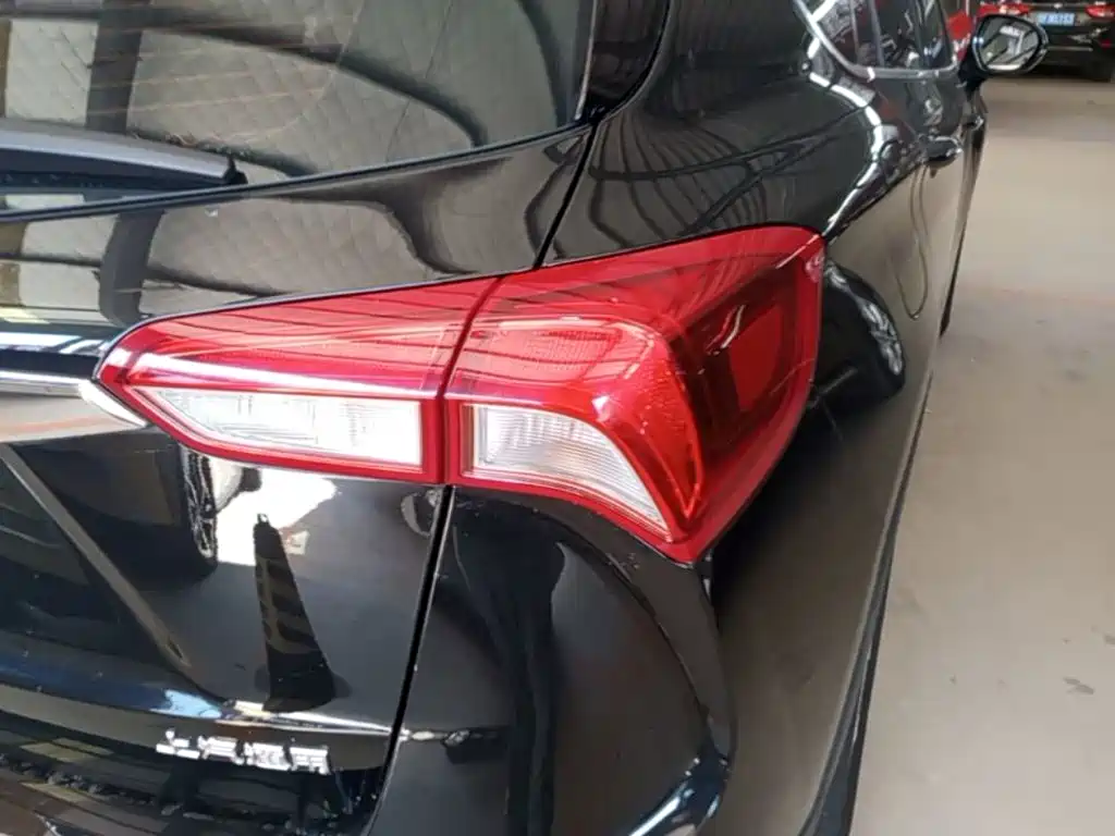 Buick Envision Plus — миниатюра 8