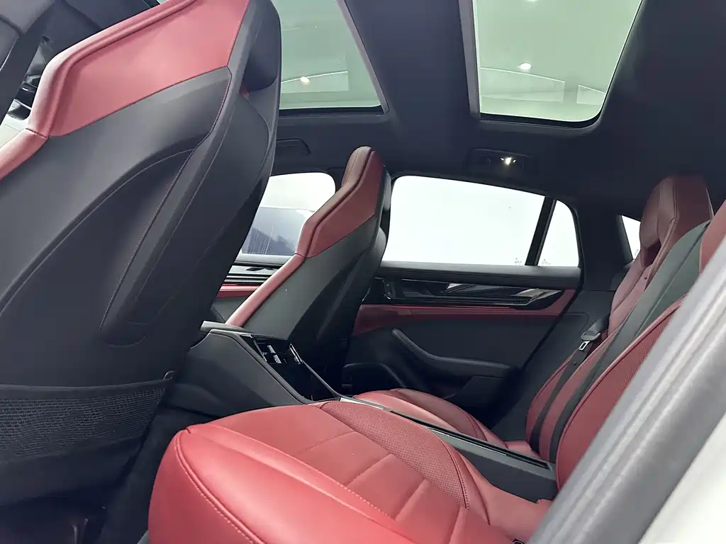 Porsche Panamera — миниатюра 12