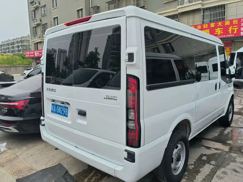 JMC JMC Fushun — миниатюра 9