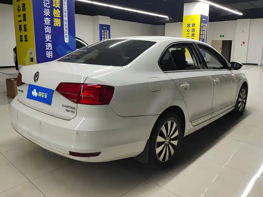 Volkswagen Sagitar — миниатюра 3