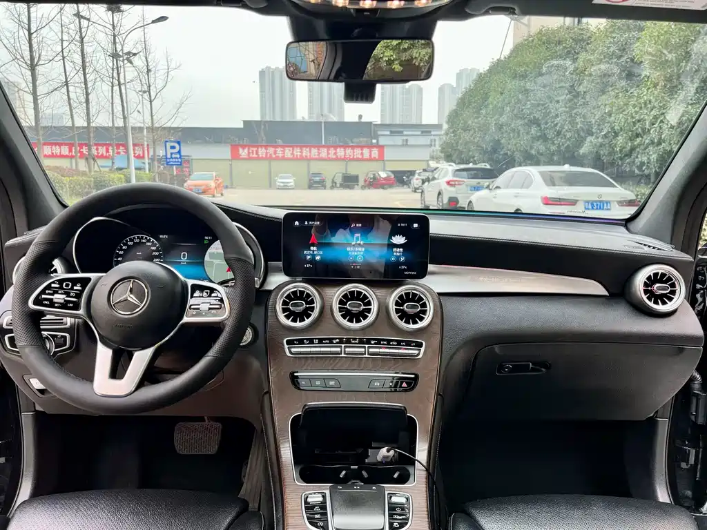 Mercedes-Benz GLC 2020 GLC 300 L 4MATIC