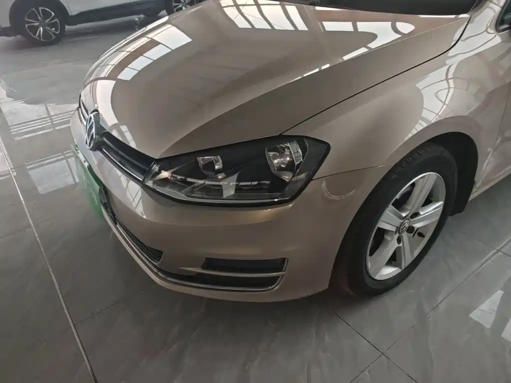 Volkswagen Golf — миниатюра 24