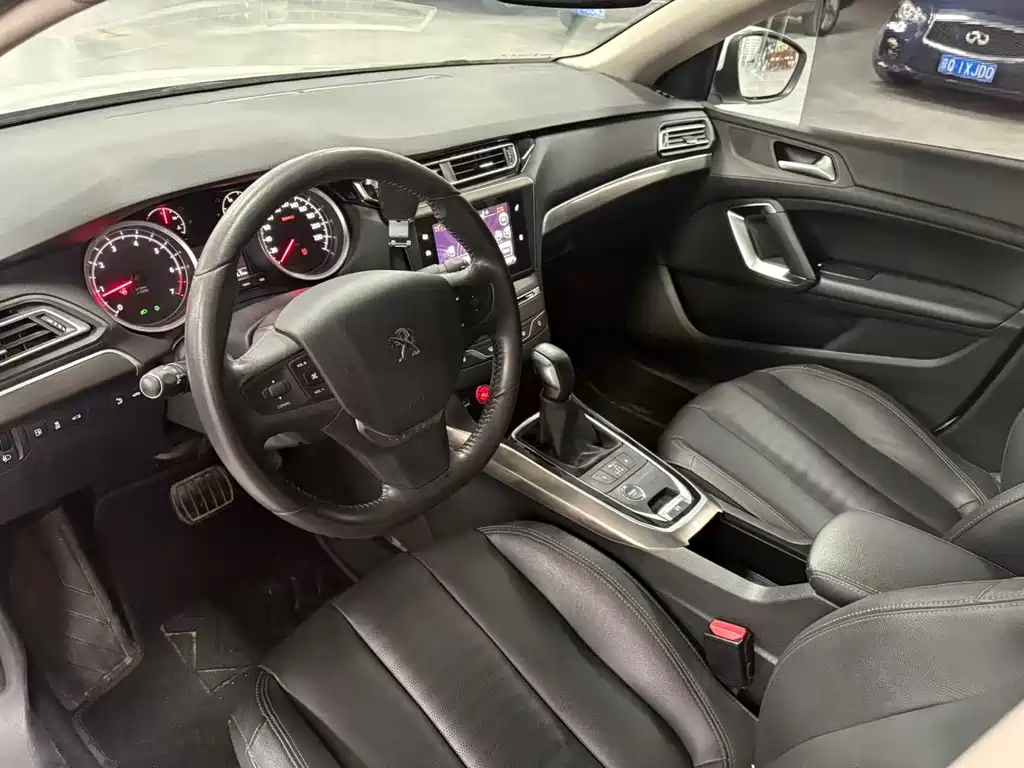 Peugeot 408 — миниатюра 8