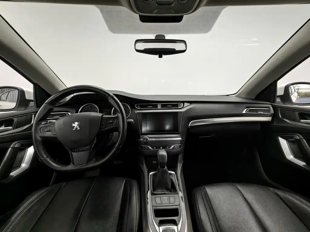 Peugeot 408 — миниатюра 5