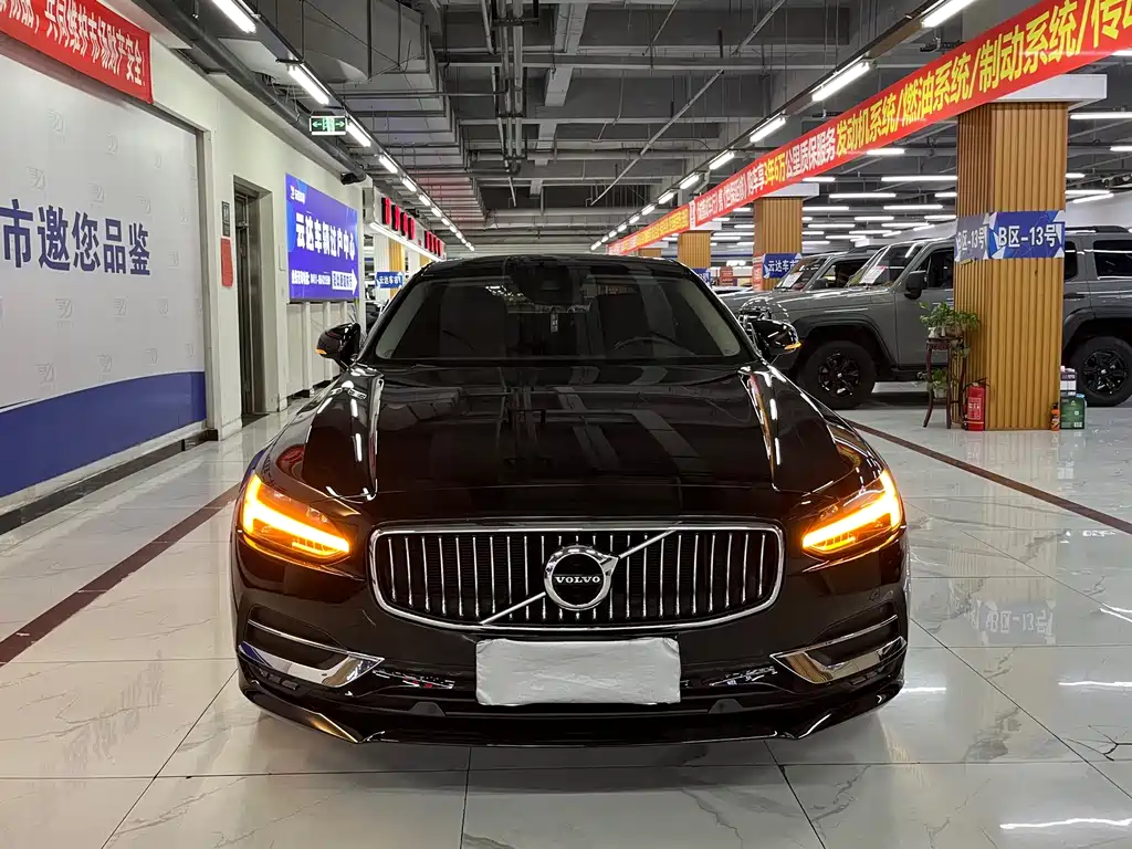 Volvo S90 2020