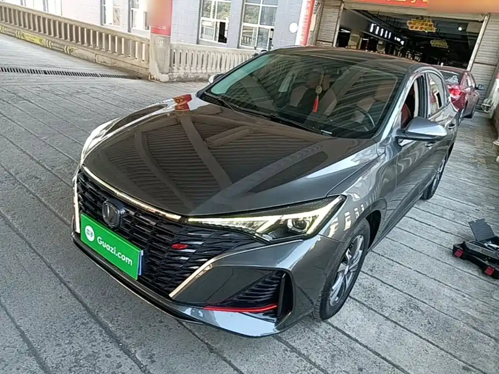 Changan Eado — миниатюра 2