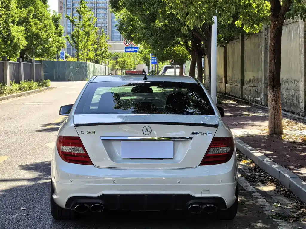 Mercedes-Benz C-Class AMG — миниатюра 4