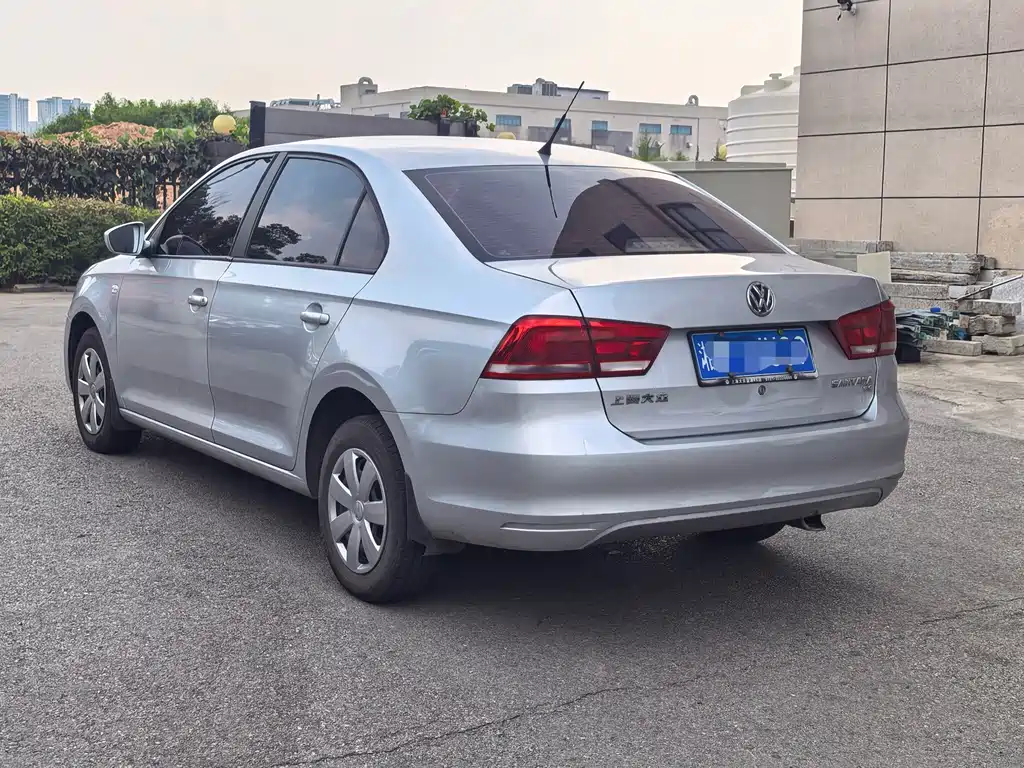 Volkswagen Santana — миниатюра 7