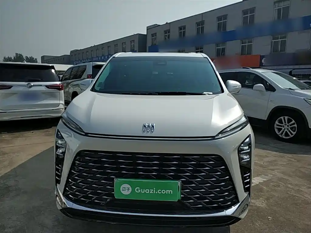 Buick GL8 2024 7 мест