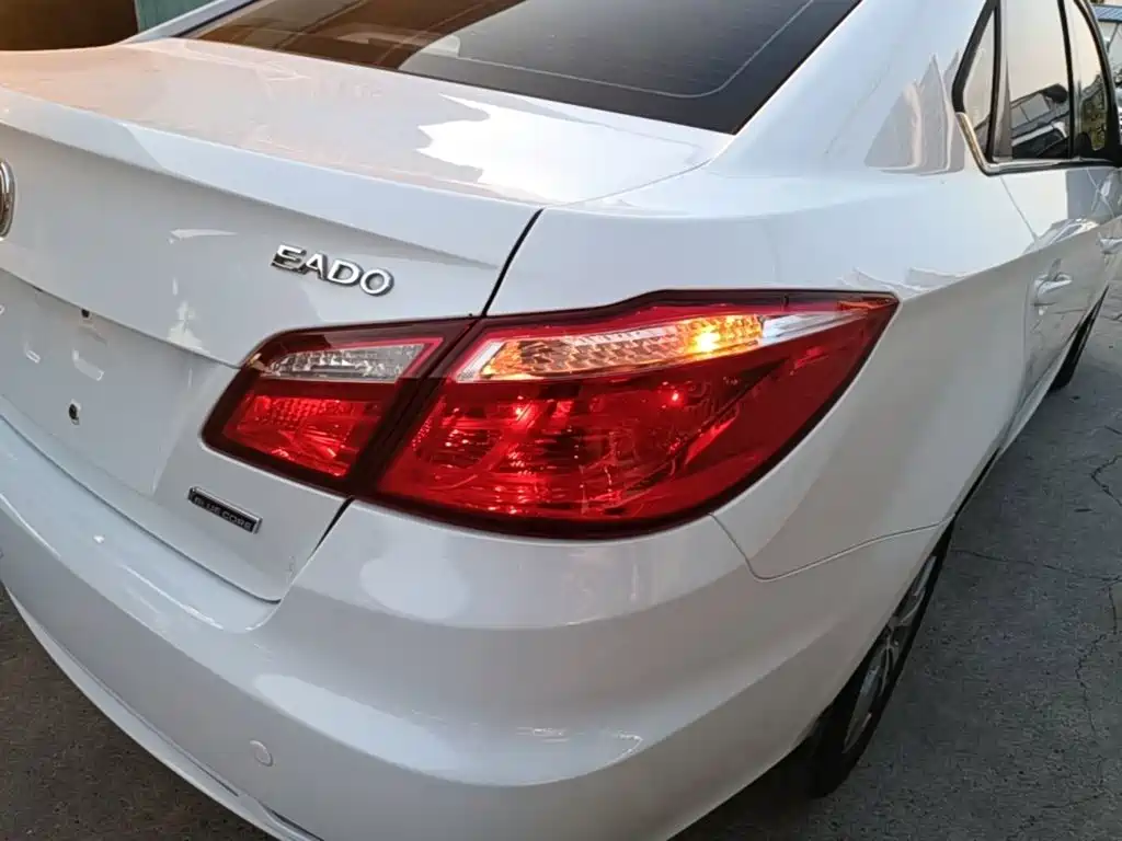 Changan Eado — миниатюра 8
