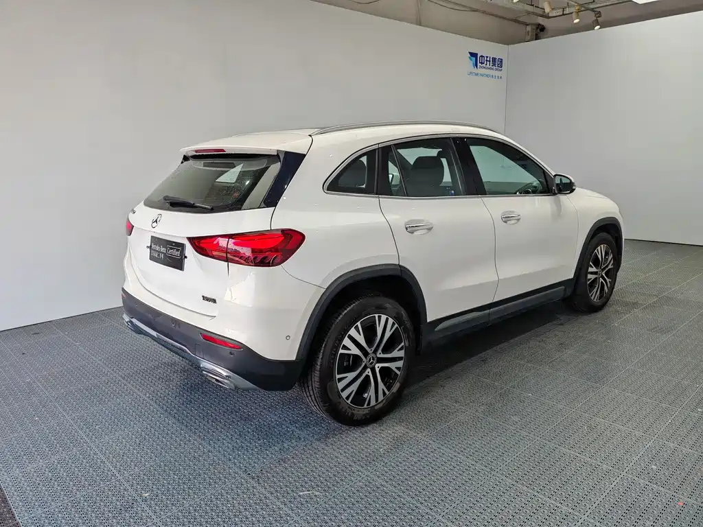 Mercedes-Benz GLA — миниатюра 6