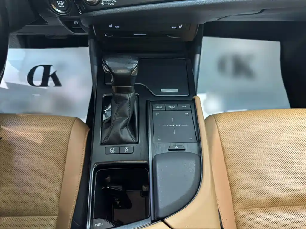 Lexus ES — миниатюра 16