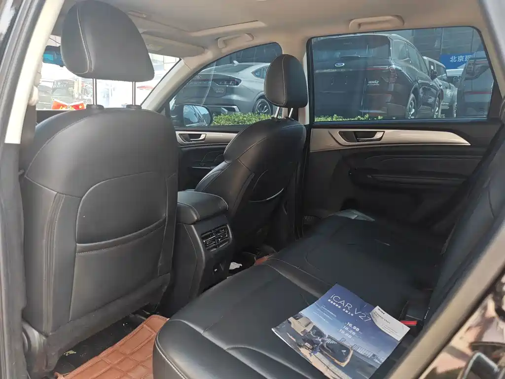 Haval M6 — миниатюра 5