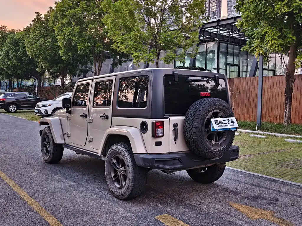 Jeep Wrangler — миниатюра 11