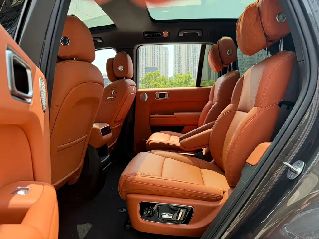 Li Auto Li L8 — миниатюра 6