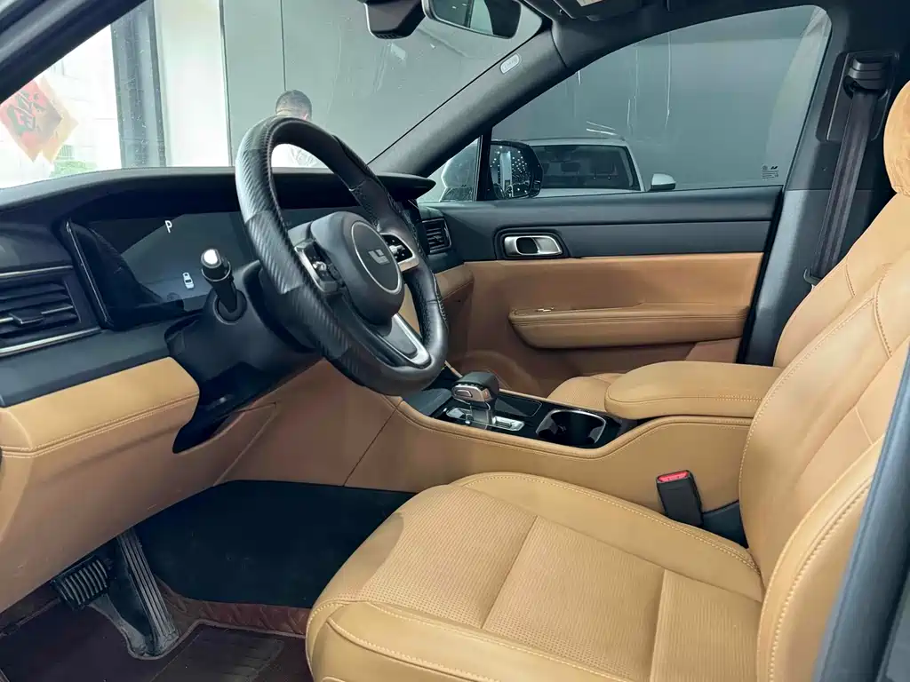 Li Auto ONE 2020 6 мест