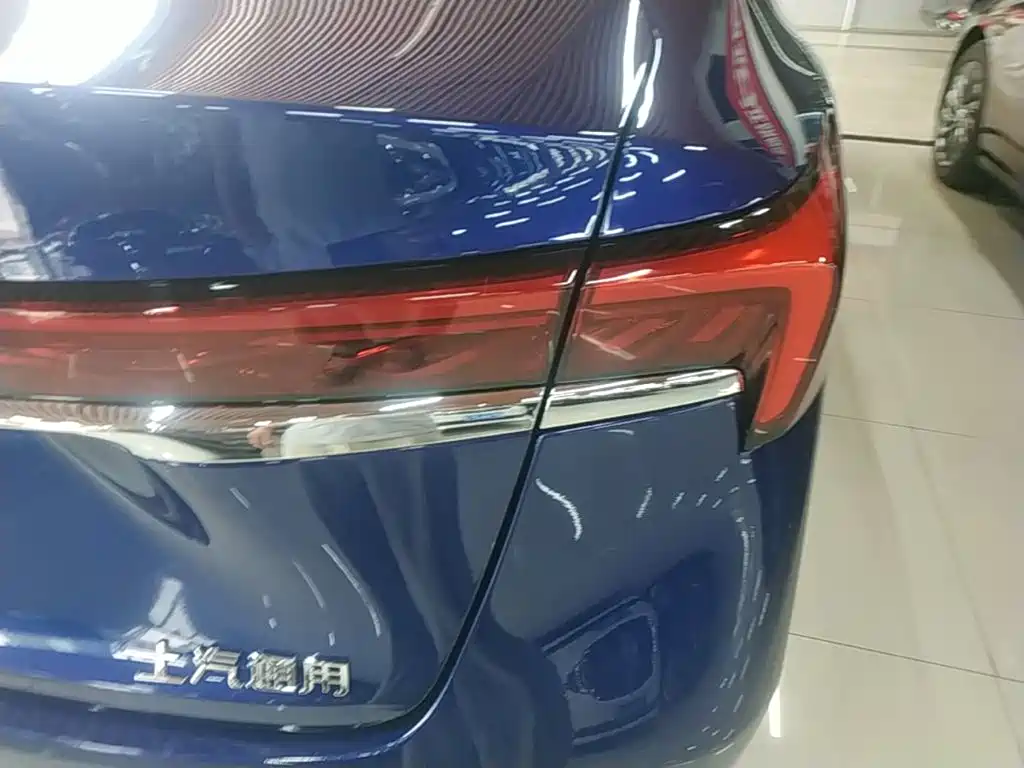 Buick LaCrosse — миниатюра 8