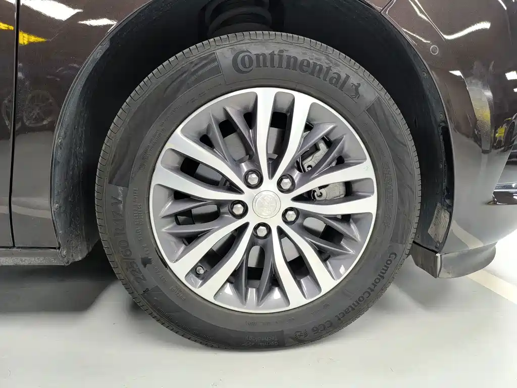 Buick GL8 — миниатюра 18