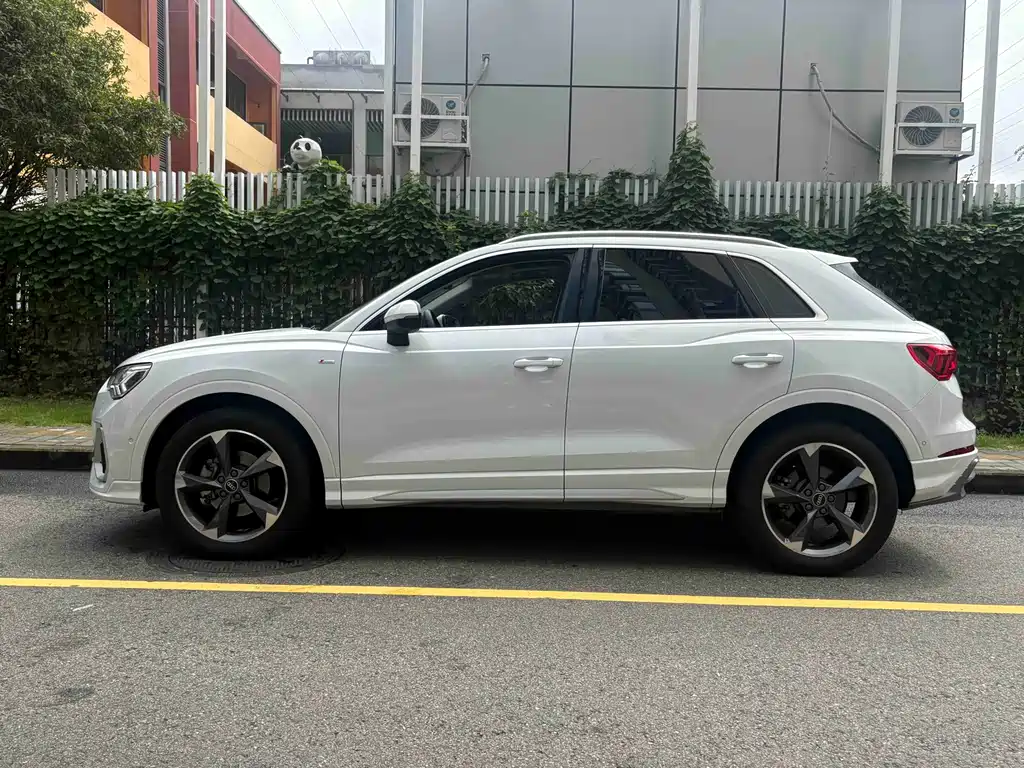 Audi Q3 — миниатюра 19