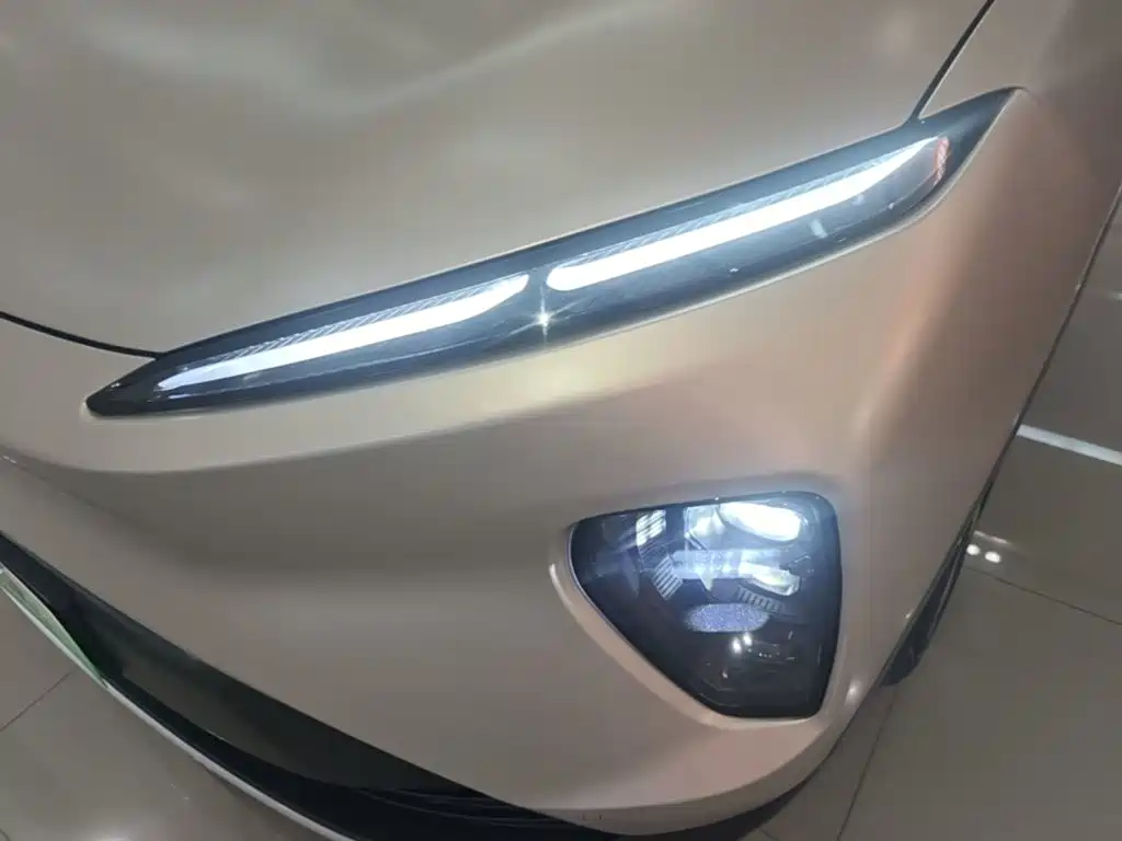 NIO ES8 — миниатюра 24