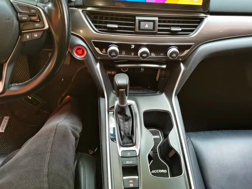 Honda Accord — миниатюра 14
