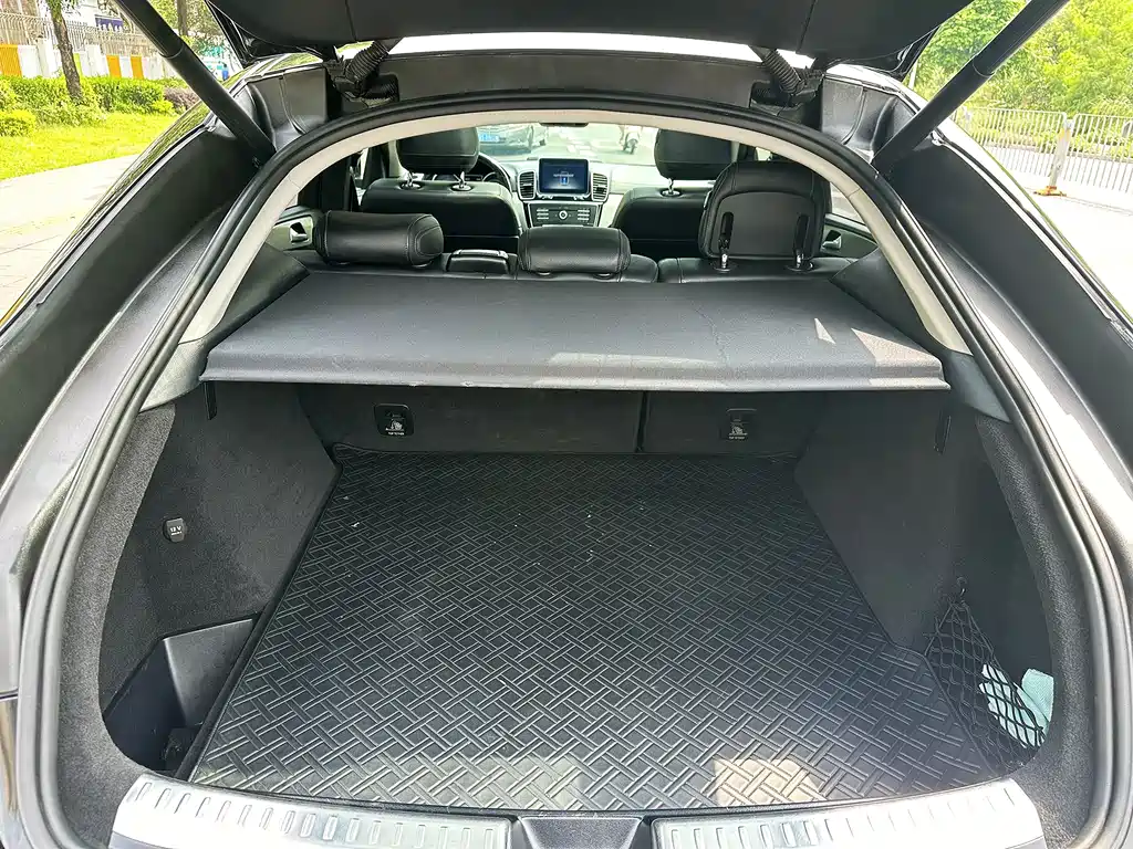 Mercedes-Benz GLE Coupe — миниатюра 10