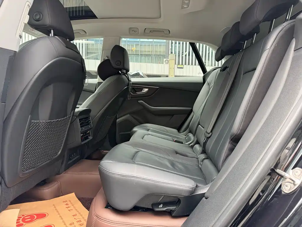 Audi Q8 2021 55 TFSI Luxury