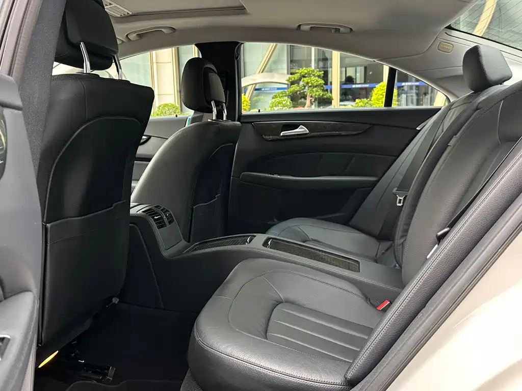 Mercedes-Benz CLS 2015 CLS 320