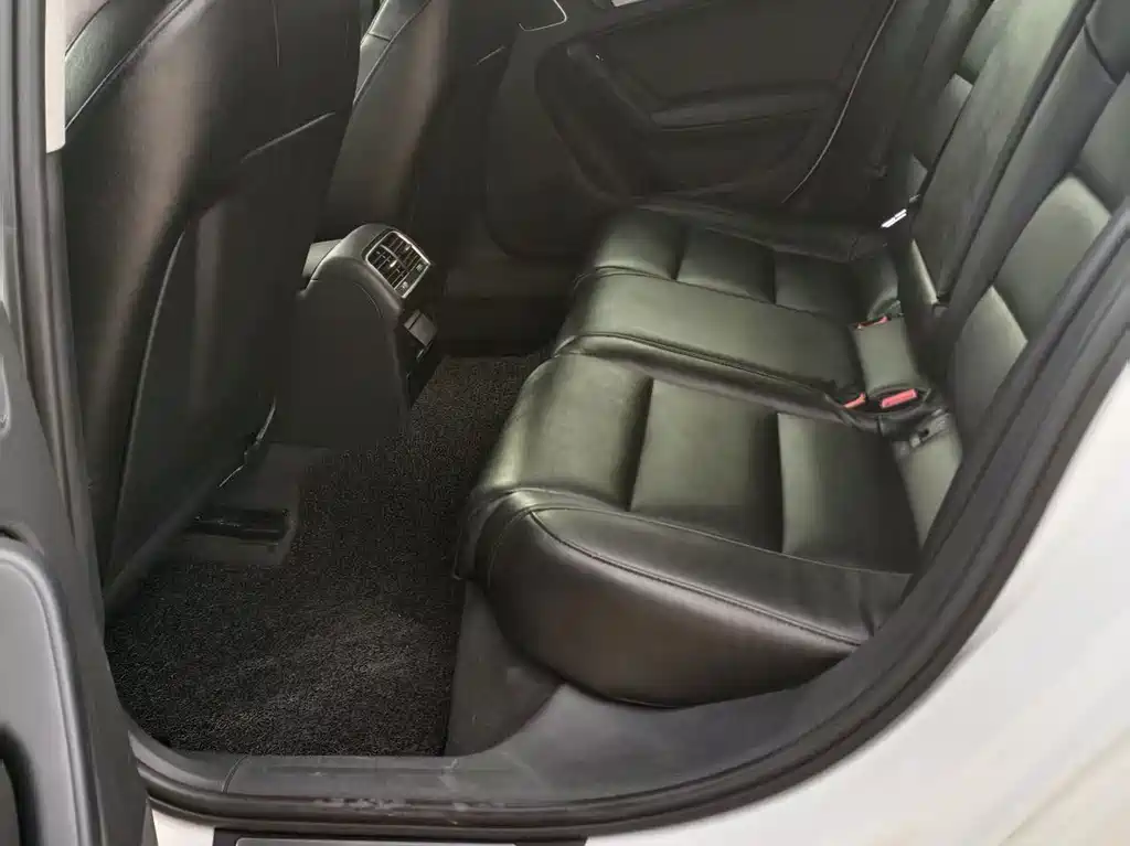 Audi A4L — миниатюра 5