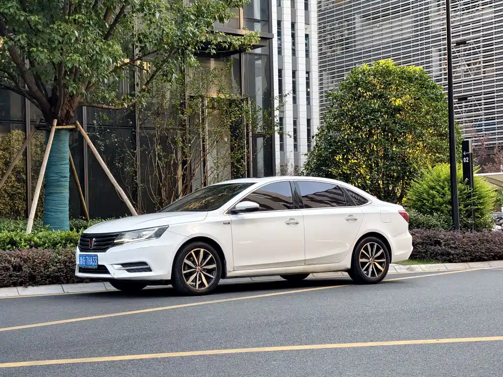 Roewe i6 Classic — миниатюра 14