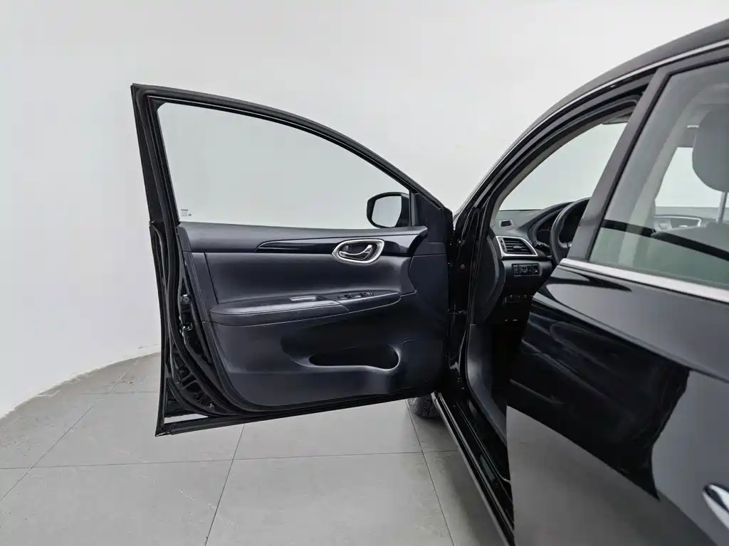 Nissan Sylphy — миниатюра 8