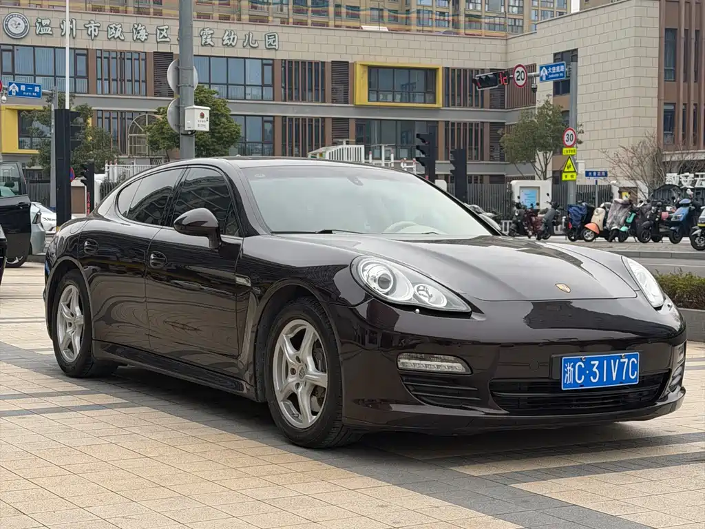 Porsche Panamera 2010 Panamera 3.6L