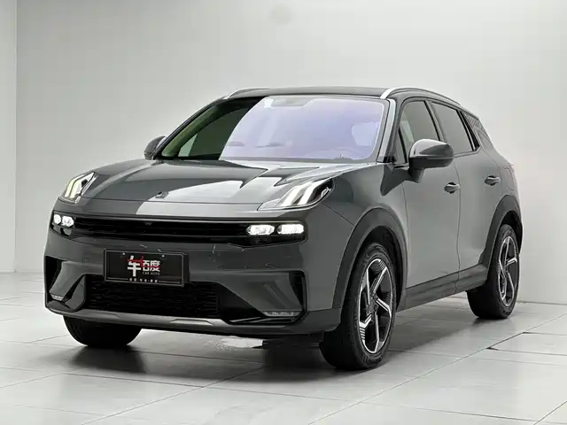 2022 Lynk & Co 06