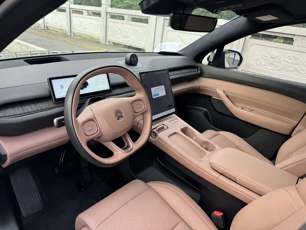 NIO ES6 — миниатюра 8